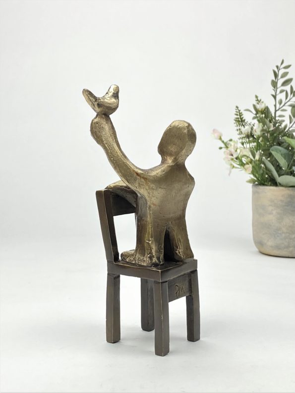 ÉN FUGL I HÅNDEN - ægte bronze